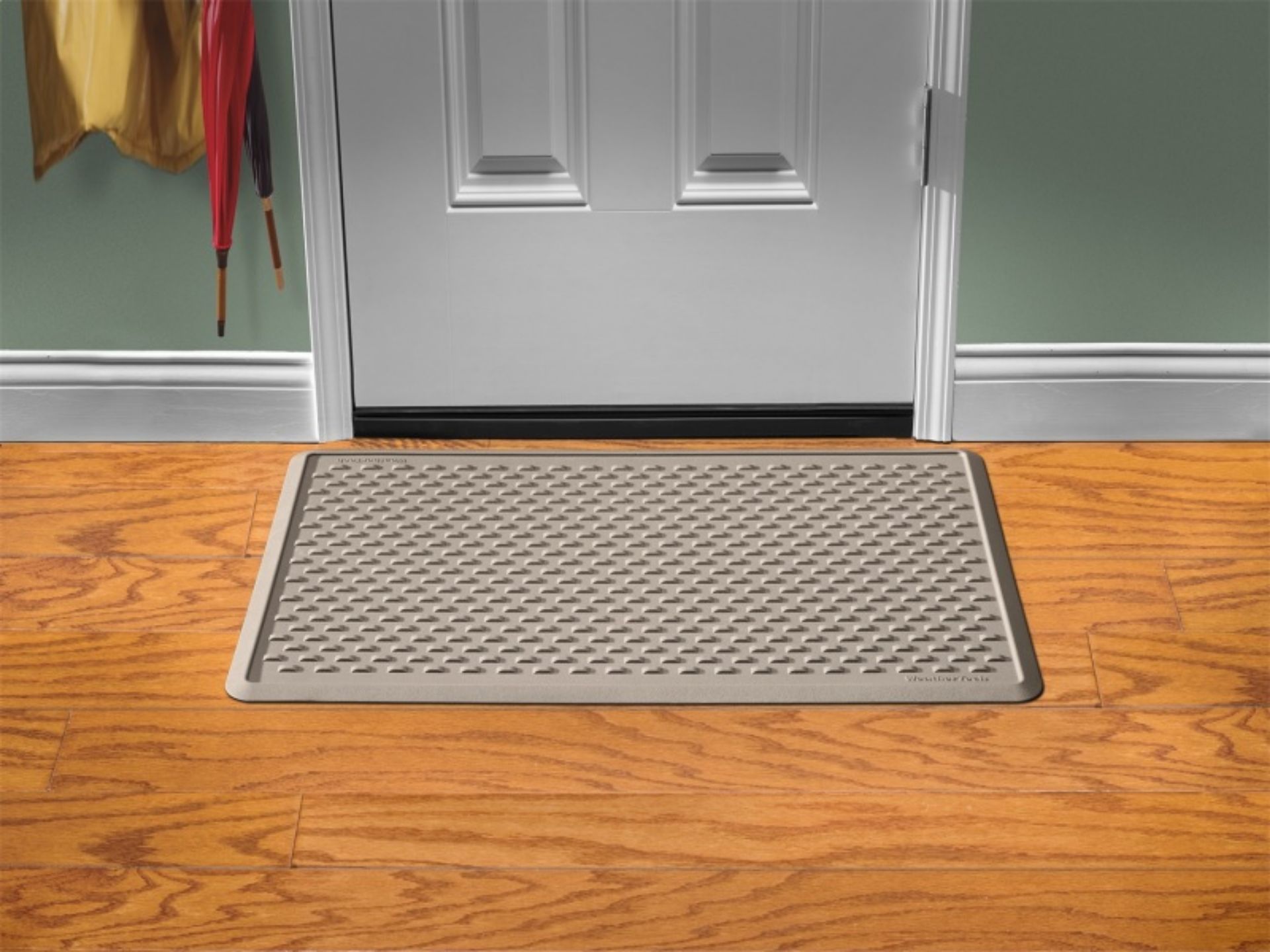 Picture of WeatherTech Universal Indoor Mat 24in x 39in - Tan