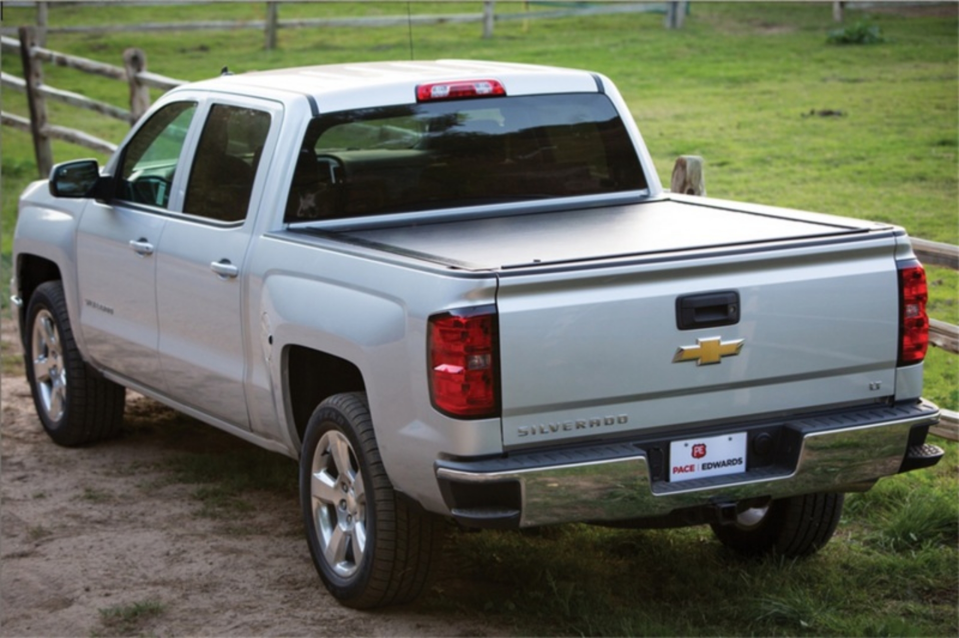 Picture of Pace Edwards 93-98 Toyota T-100 Ext Cab 6ft 3in Bed JackRabbit