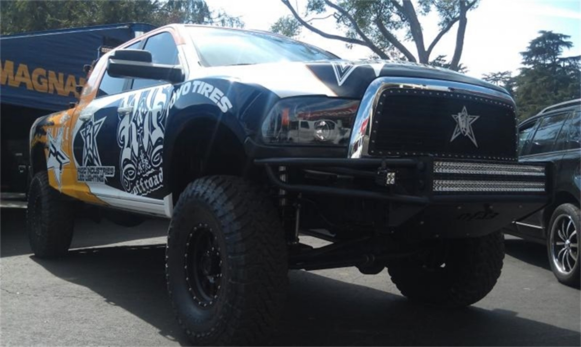 Picture of N-Fab RSP Front Bumper 02-08 Dodge Ram 1500 - Tex- Black - Direct Fit LED