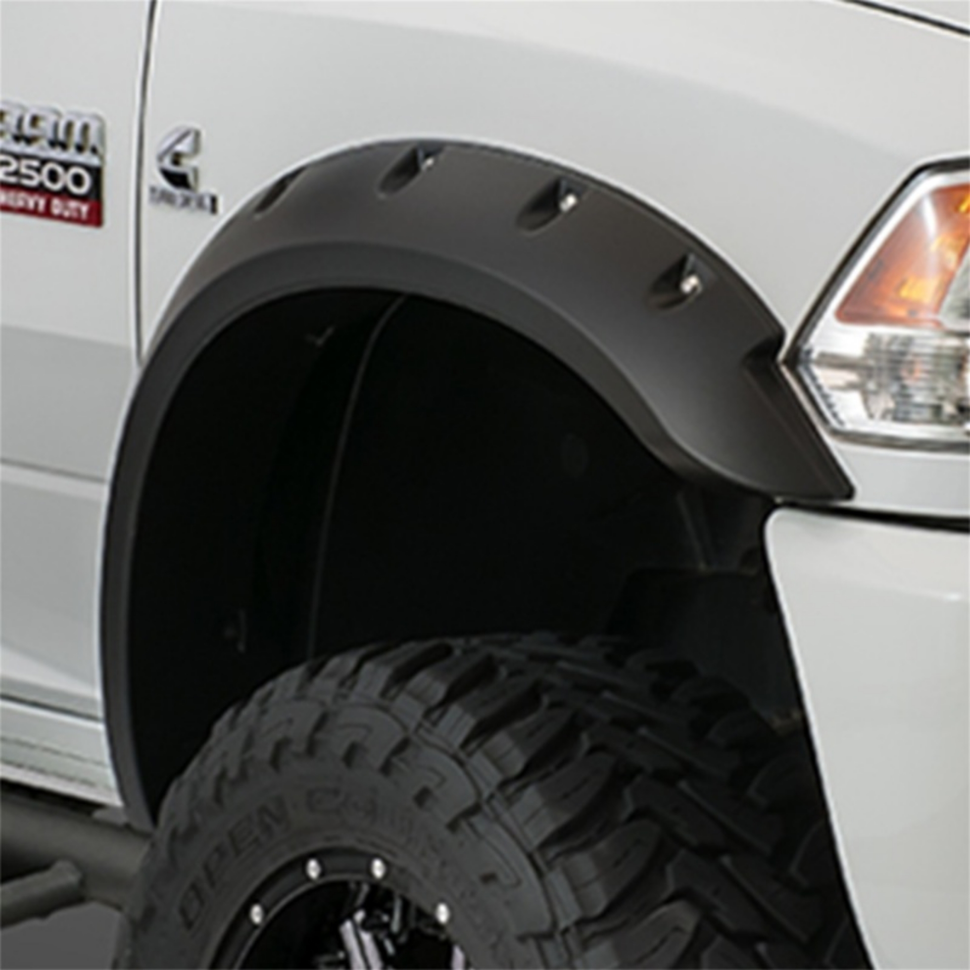 Picture of Bushwacker 15-18 Chevy Silverado 2500 HD Max Pocket Style Flares 2pc - Black