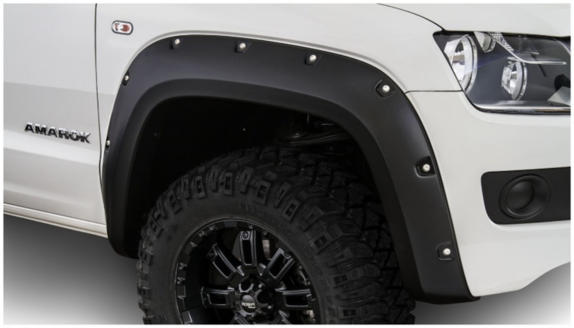 Picture of Bushwacker 17-18 Volkswagen Amarok Pocket Style Flares 4pc Diesel 61-2in Bed - Black