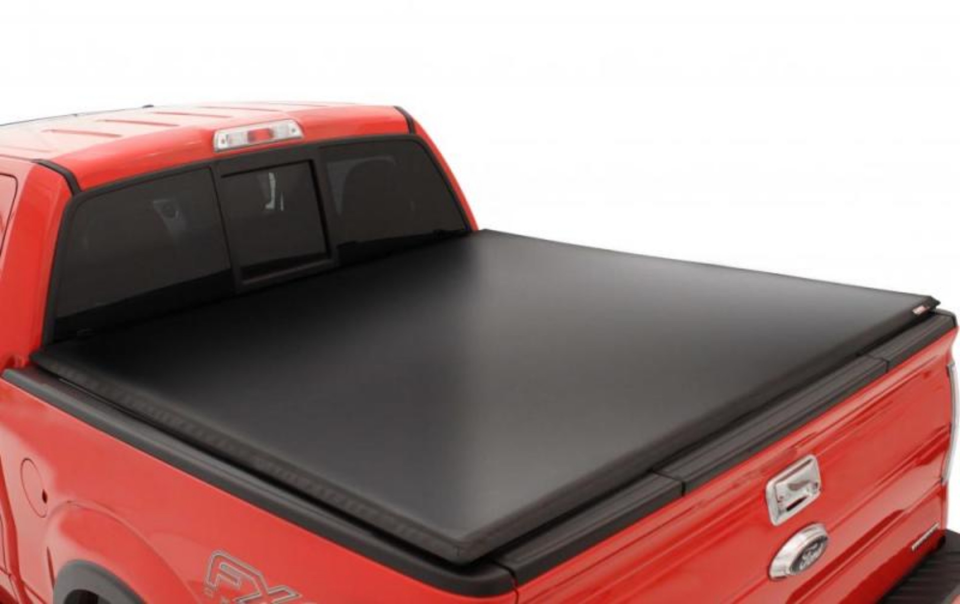 Picture of Lund 99-07 Chevy Silverado 1500 5-8ft- Bed Genesis Tri-Fold Tonneau Cover - Black