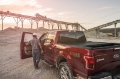 Picture of Roll-N-Lock 16-18 Toyota Tacoma Double Cab SB 60-1-2in A-Series Retractable Tonneau Cover