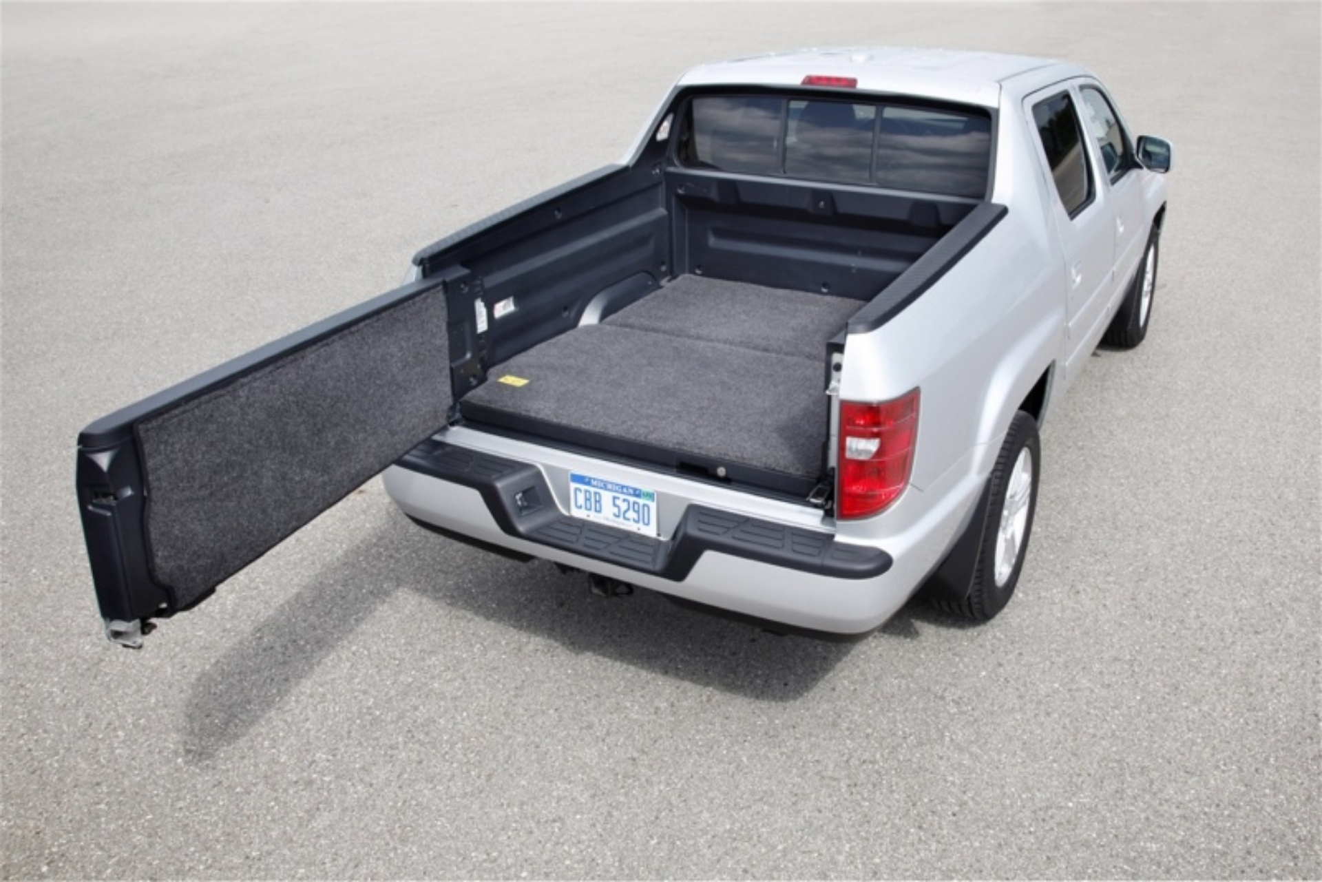 Picture of BedRug 17-23 Honda Ridgeline 2pc Floor Mat Use w-Spray-In & Non-Lined Bed