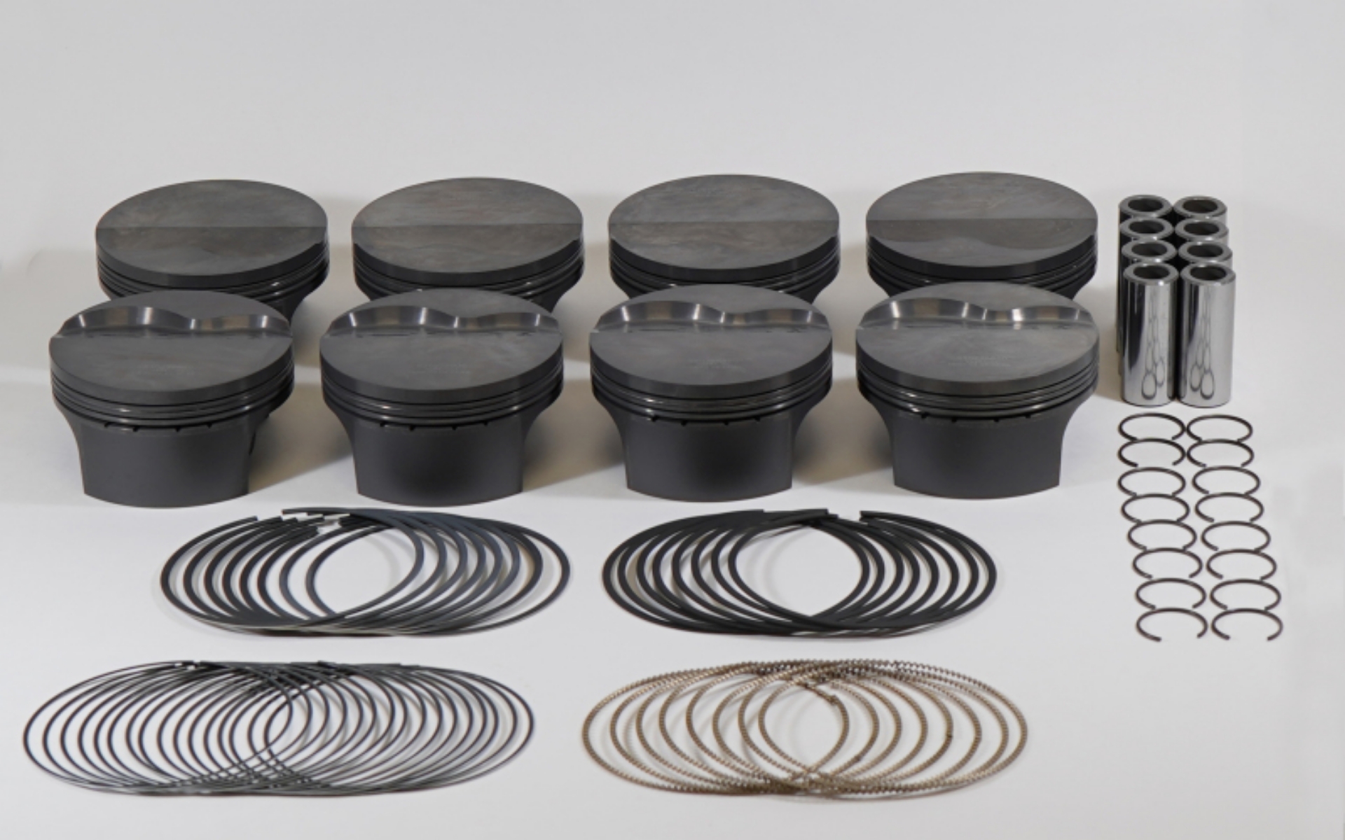 Picture of Mahle MS Piston Set LS 430cid  4-135Bore 4-000 Stroke 6-125 Rod 0-927 Pin -5-8cc 454g 11-4CR