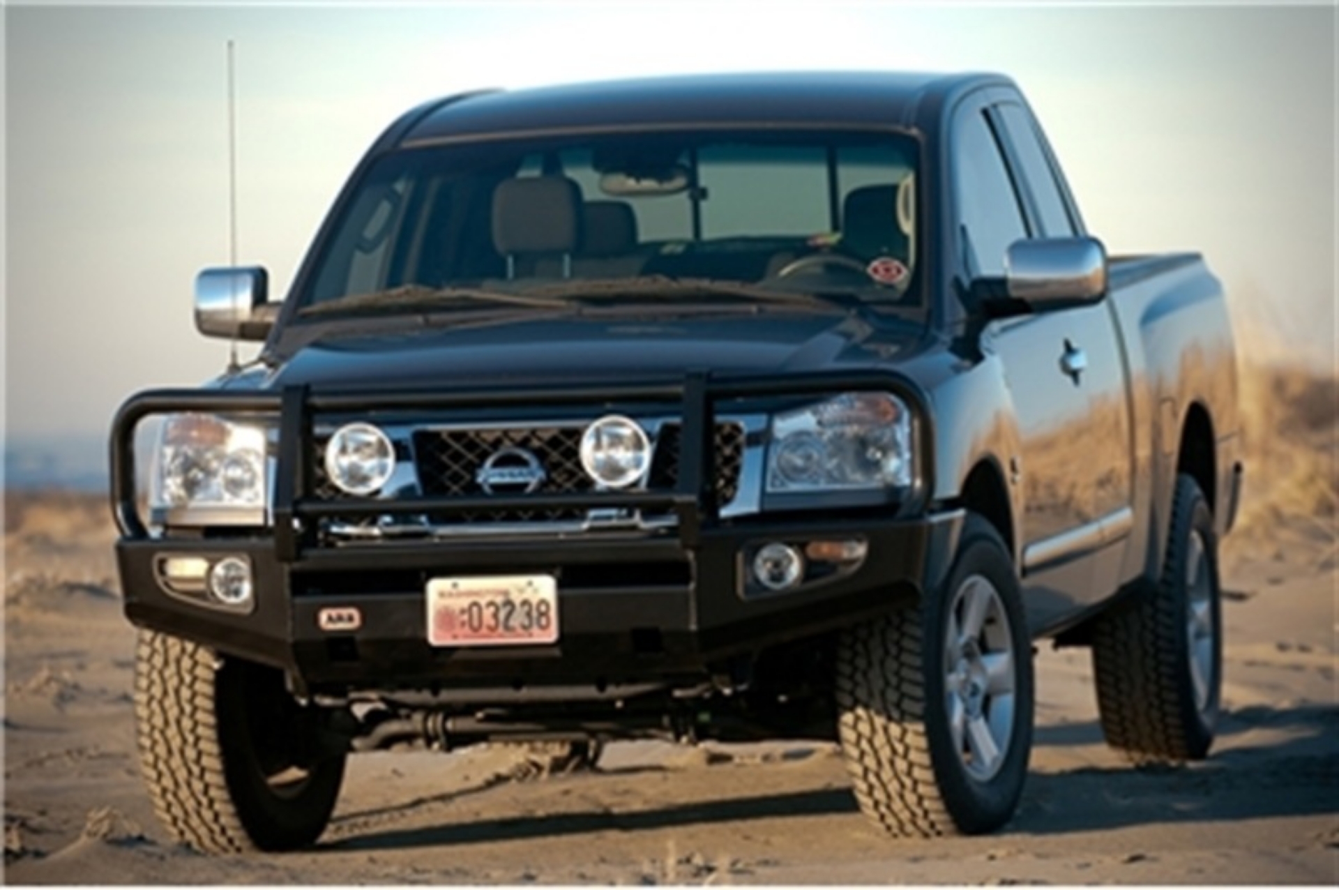 Picture of ARB Combar Suit ARB Fog Nissan Titan-Armada 04-11
