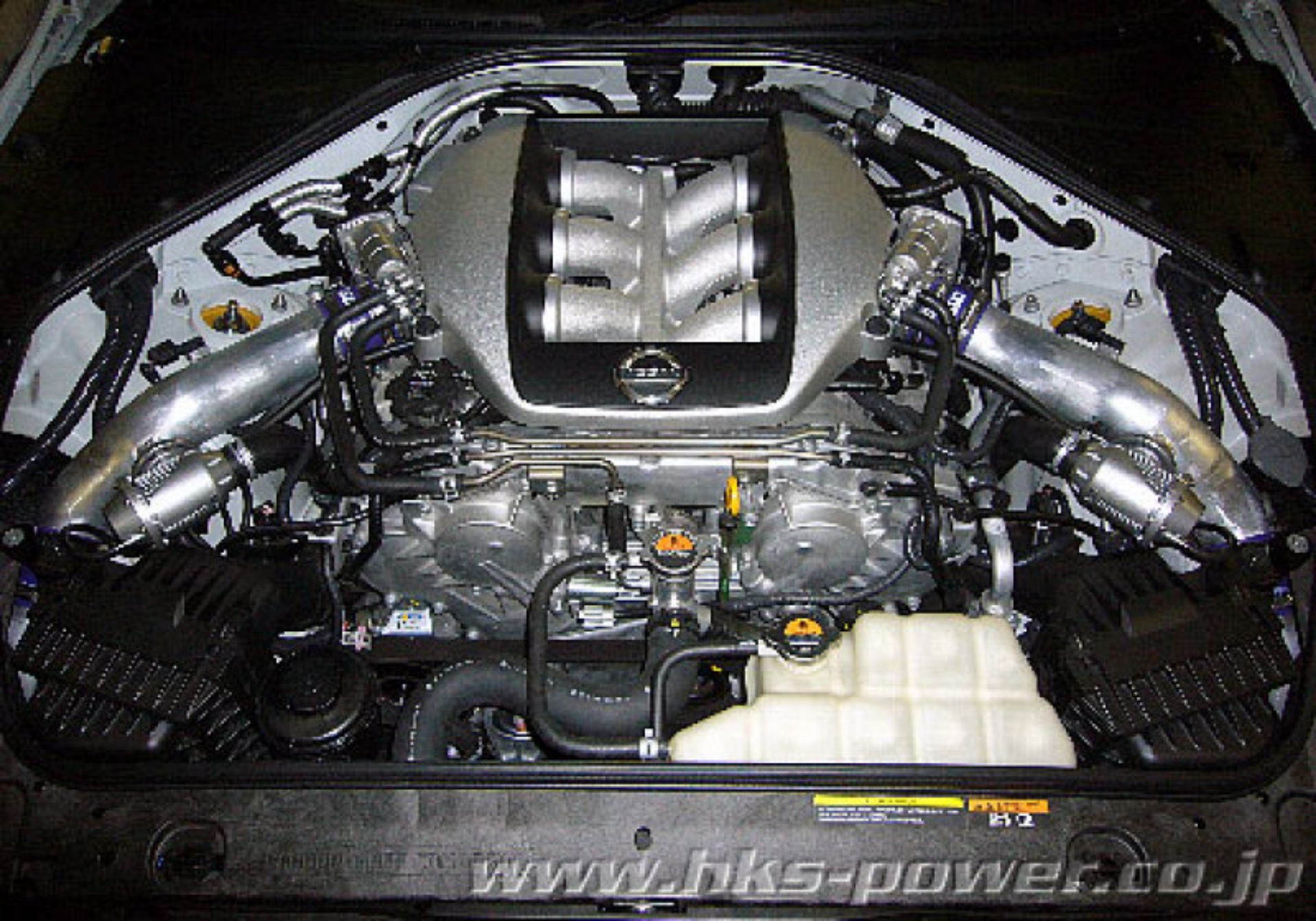 Picture of HKS 09-10 GT-R R35 SSQV4 BOV Kit Includes 2 SSQV & Polished Aluminum Pipes