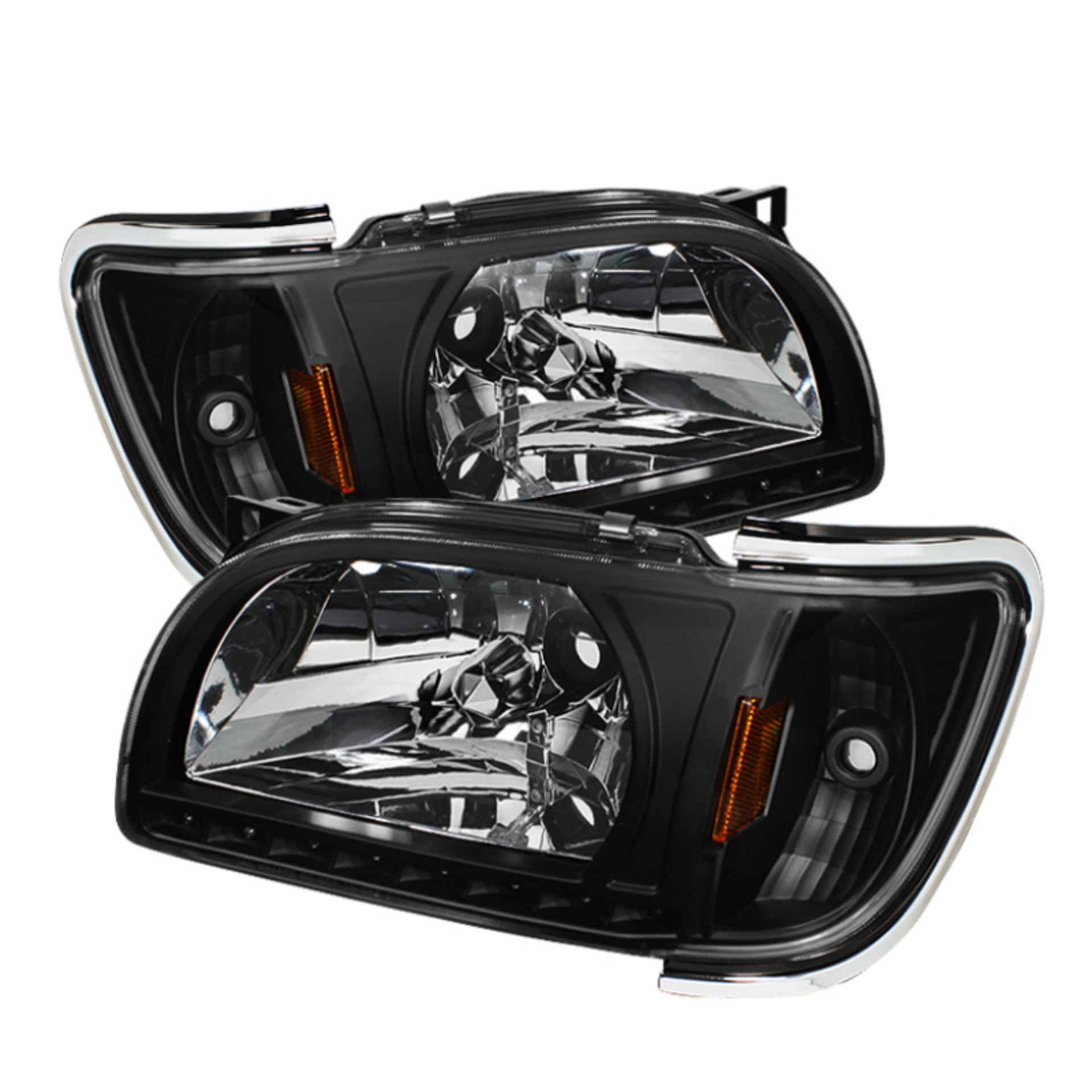 Picture of xTune Toyota Tacoma 01-04 1 Piece w- Chrome Trim Crystal Headlights Black HD-ON-TT01-1PC-LED-CC-BK