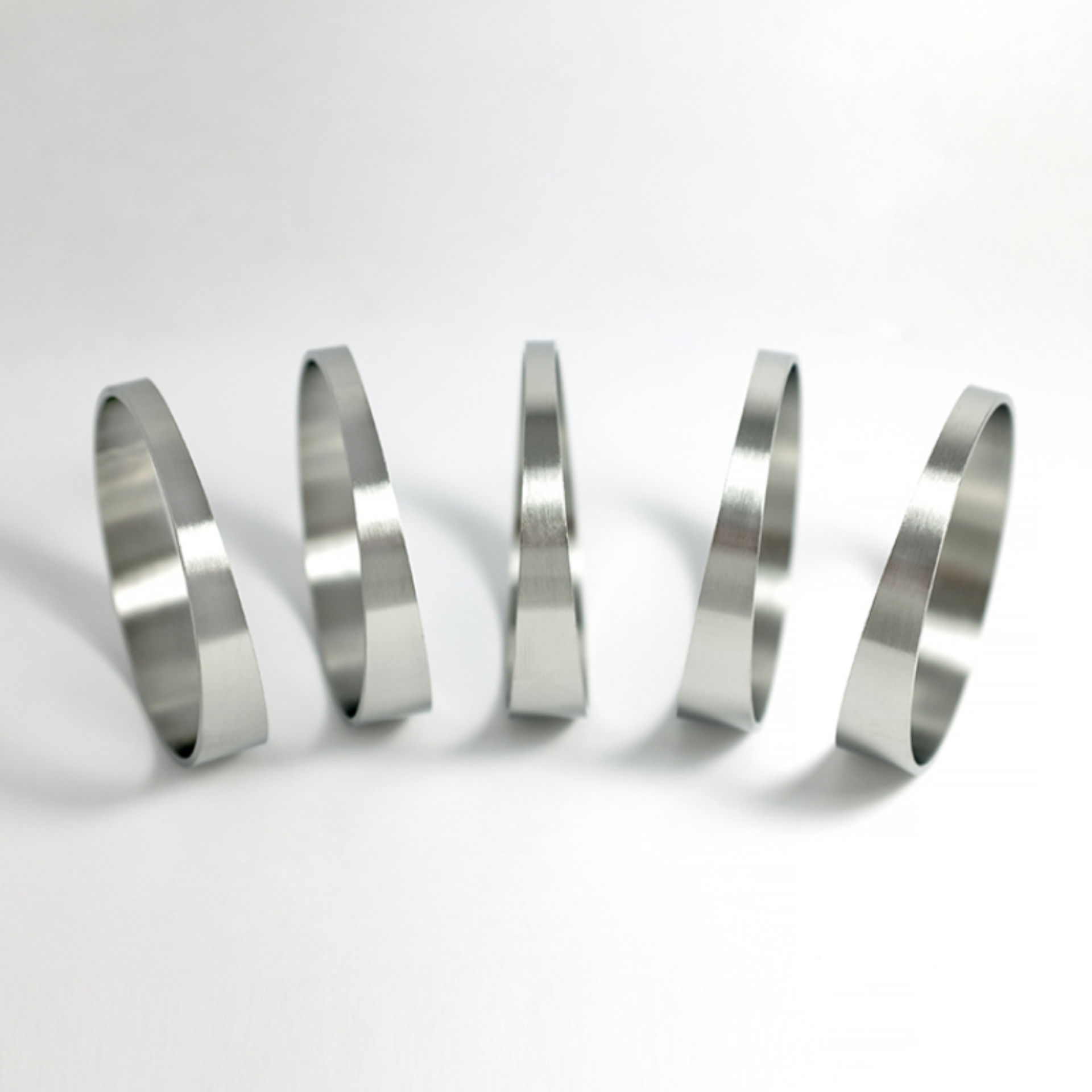 Picture of Stainless Bros 3-0in x 1D-3in CLR Tight Radius 16 Gauge Pie Cut - 5pk