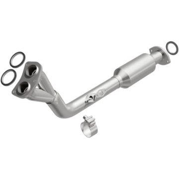 Picture of MagnaFlow Converter Direct Fit California Grade 96-98 Toyota 4Runner 2-7L