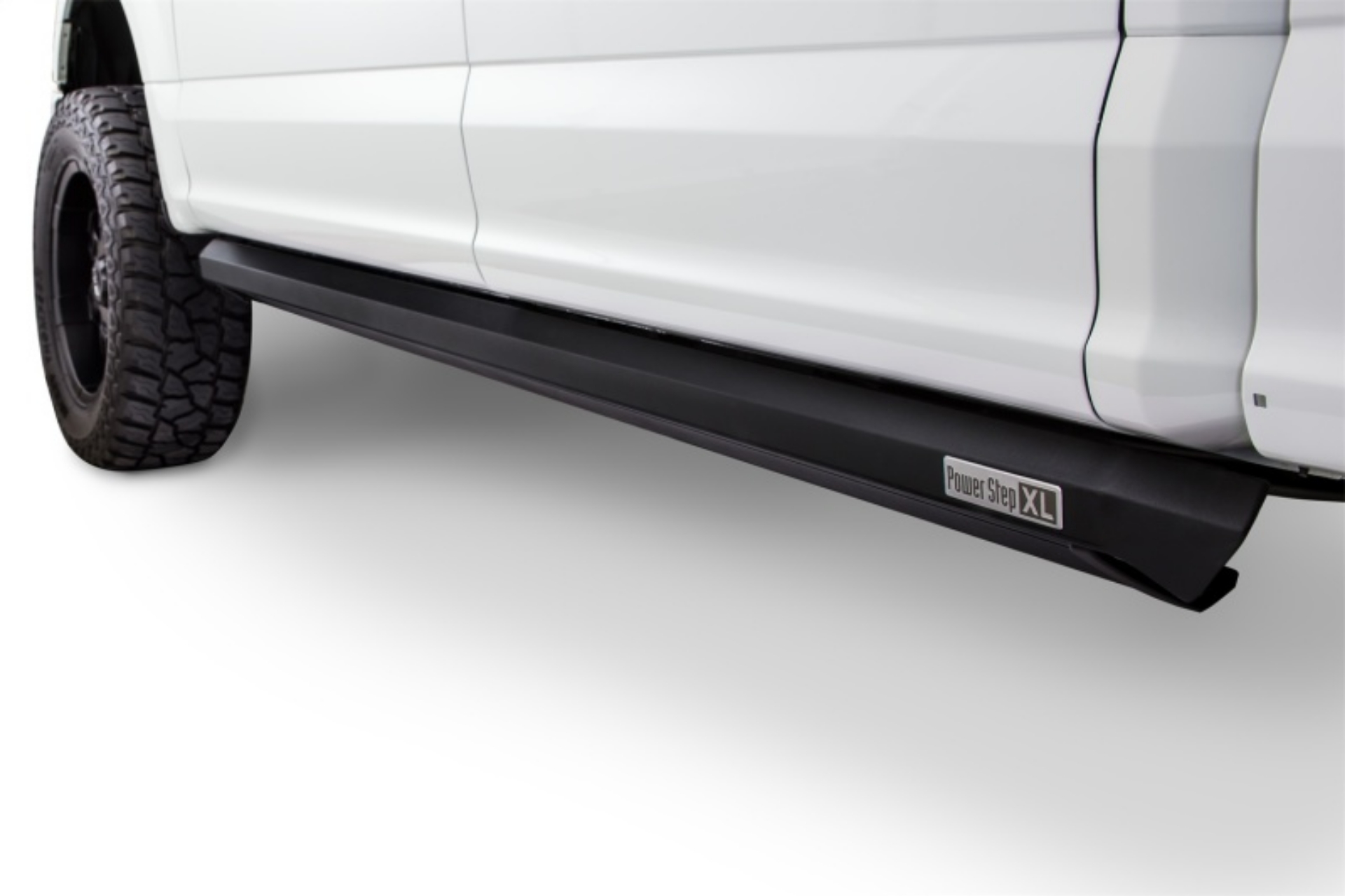 Picture of AMP Research 2020 Ford F250-350-450 SuperCrew Cab PowerStep XL - Black