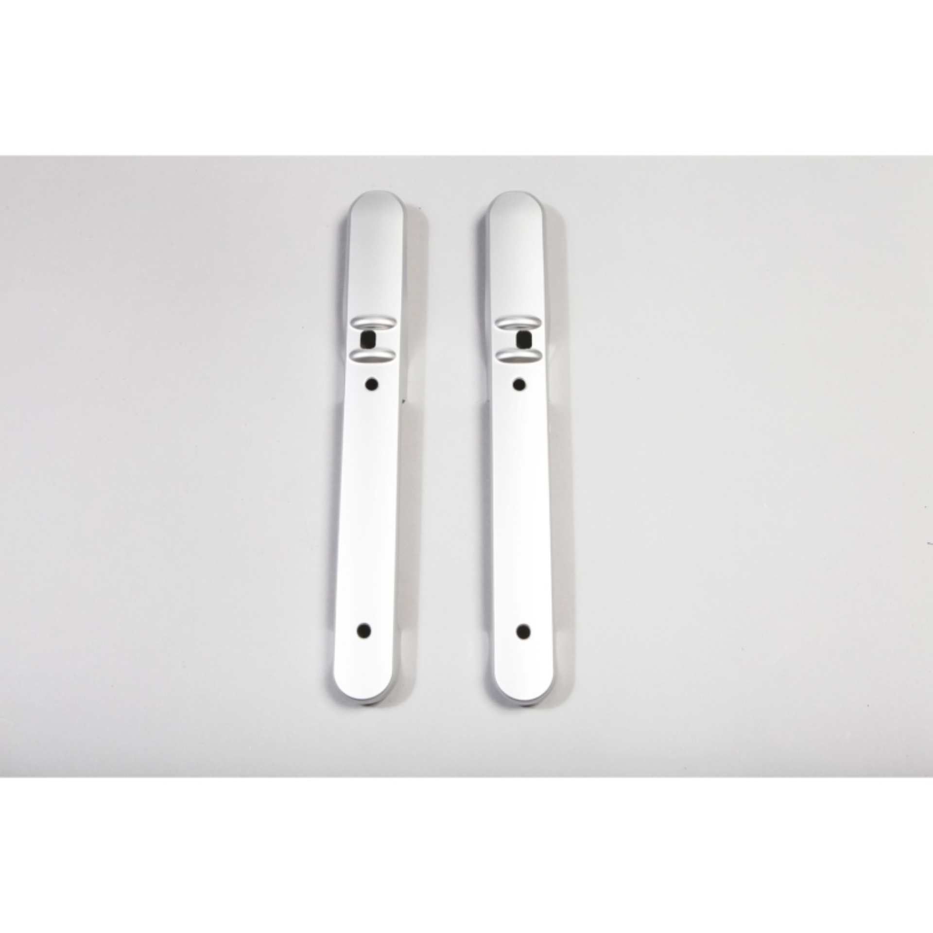 Picture of Rugged Ridge 07-10 Jeep Wrangler JK Silver Front Door Handle Trim