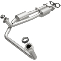 Picture of MagnaFlow Converter Direct Fit California Grade 96-00 GM Tahoe-Yukon-Escalade 5-7L