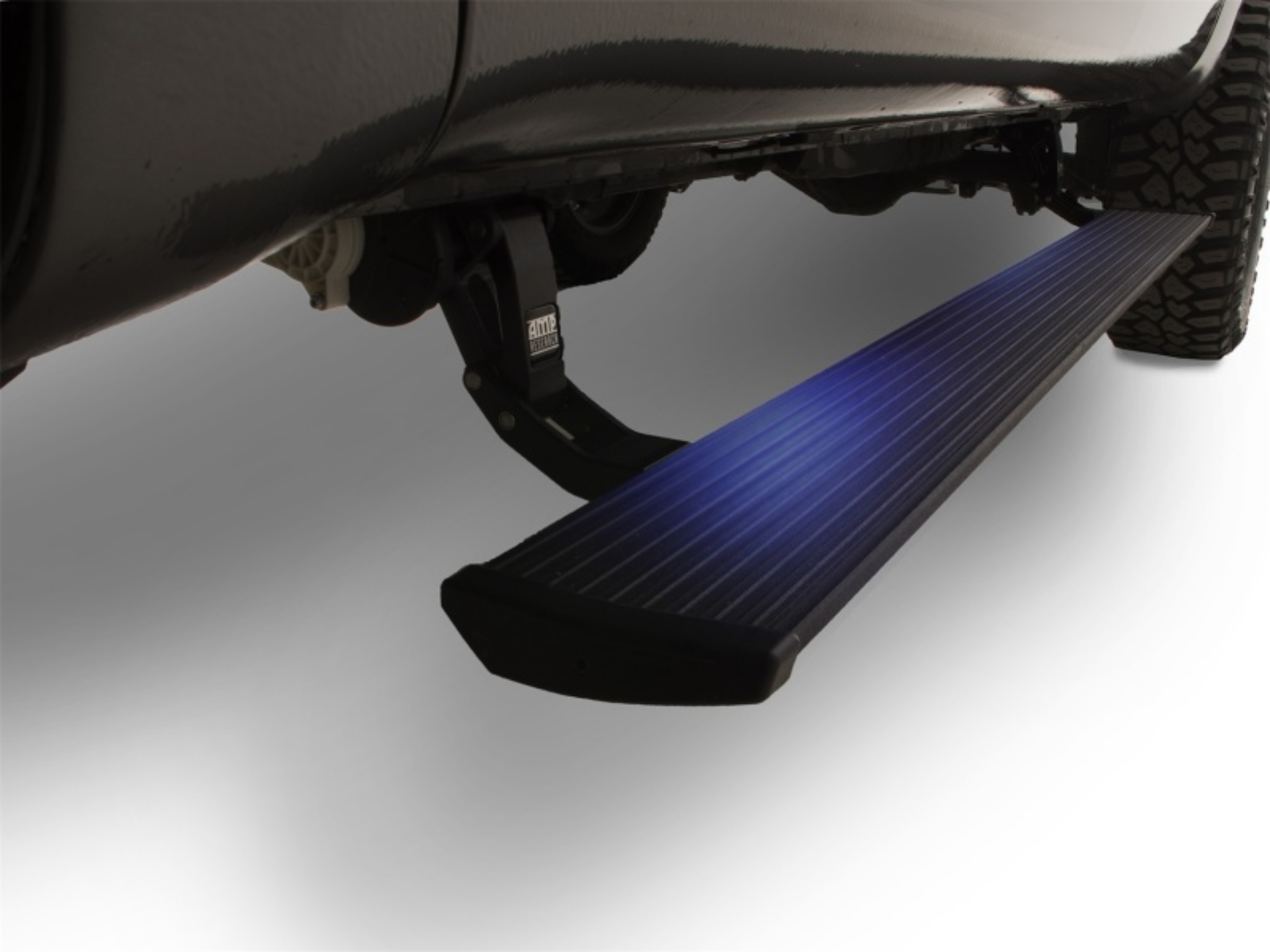 Picture of AMP Research 2020 Ford Transit Powerstep Plug N Play - Black