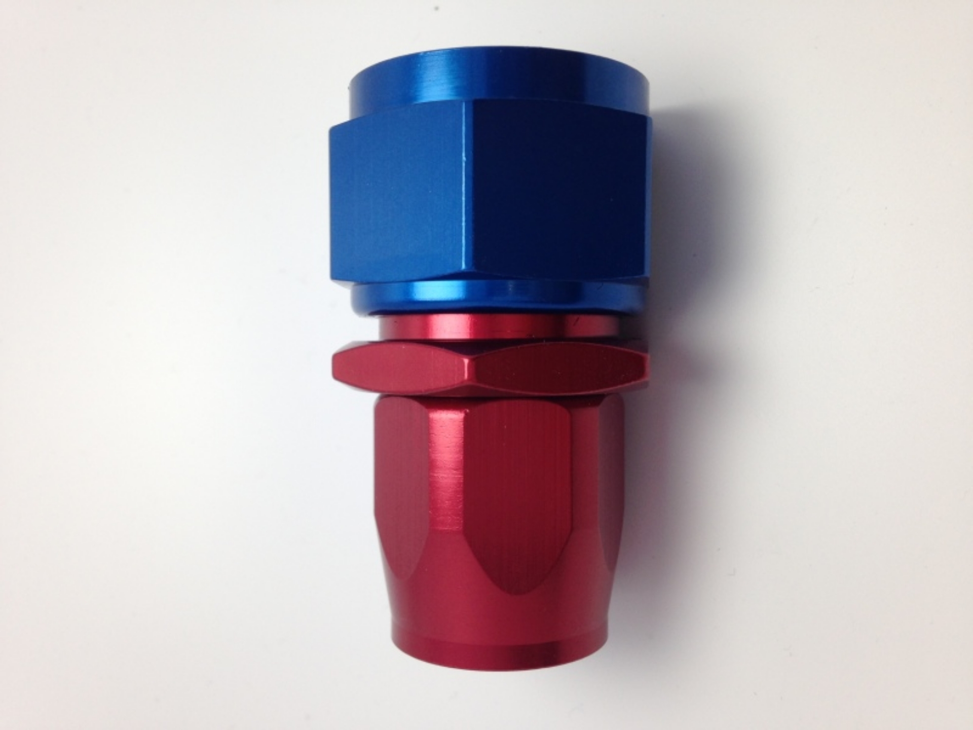 Picture of Fragola -16AN Fem- Nut x -12AN Hose Reducing Hose End - Blue-Red