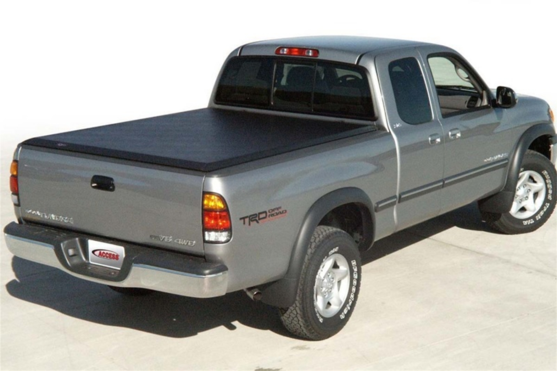 Picture of Access Original 00-06 Tundra 6ft 4in Bed Fits T-100 Roll-Up Cover
