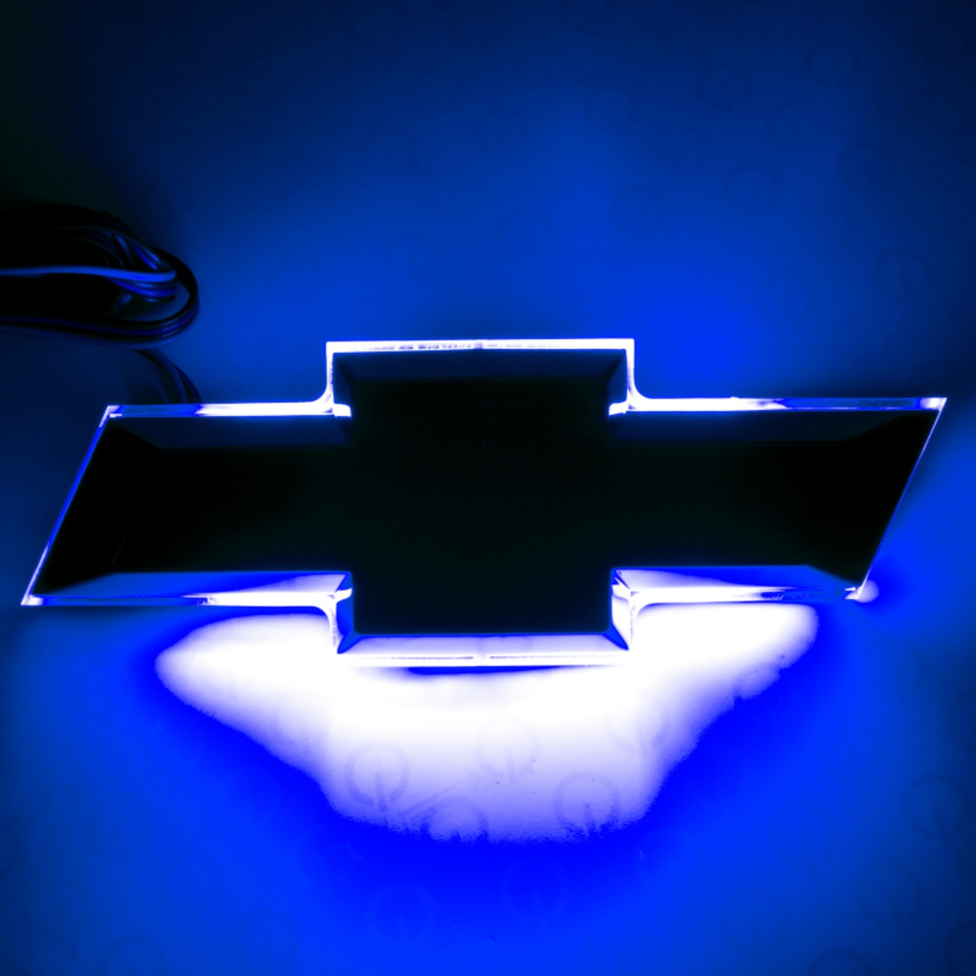 Picture of Oracle Illuminated Bowtie - Flat Black Center - Blue