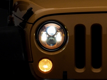 Picture of Raxiom 07-18 Jeep Wrangler JK 7-In LED Headlights Orange Housing- Clear Lens