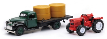 Picture of New Ray Toys 1941 Chevrolet Flatbed with Farm Tractor- Scale - 1:32