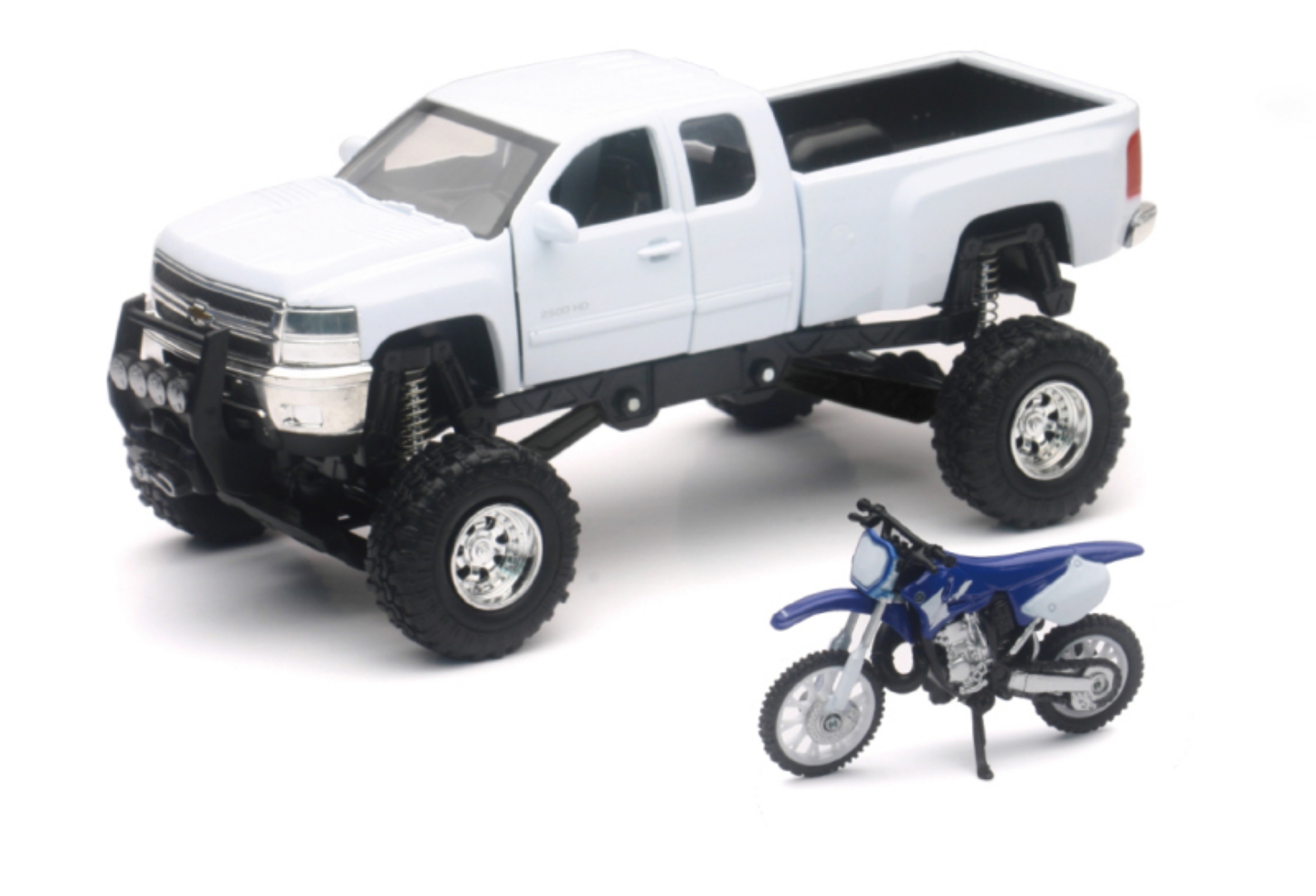 Picture of New Ray Toys Chevrolet Silverado with Yamaha Dirt Bike- Scale - 1:32