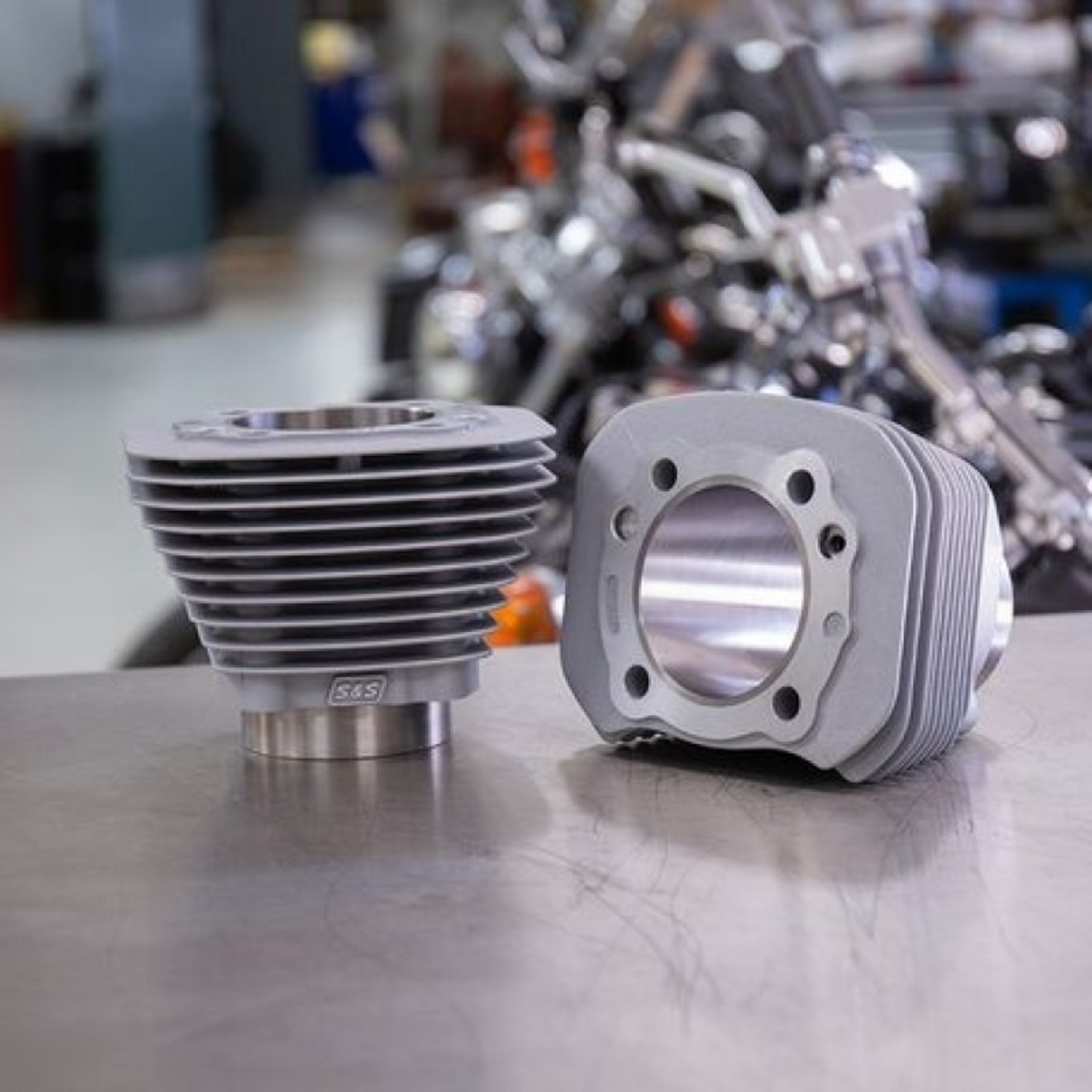 Picture of S&S Cycle 86-21 Sportster Models 1250cc 3 9-16in Bore Cylinder Set - Silver