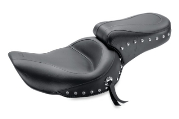 Picture of Mustang 06-17 Harley Dyna Standard Touring 1PC Seat w-Studs - Black