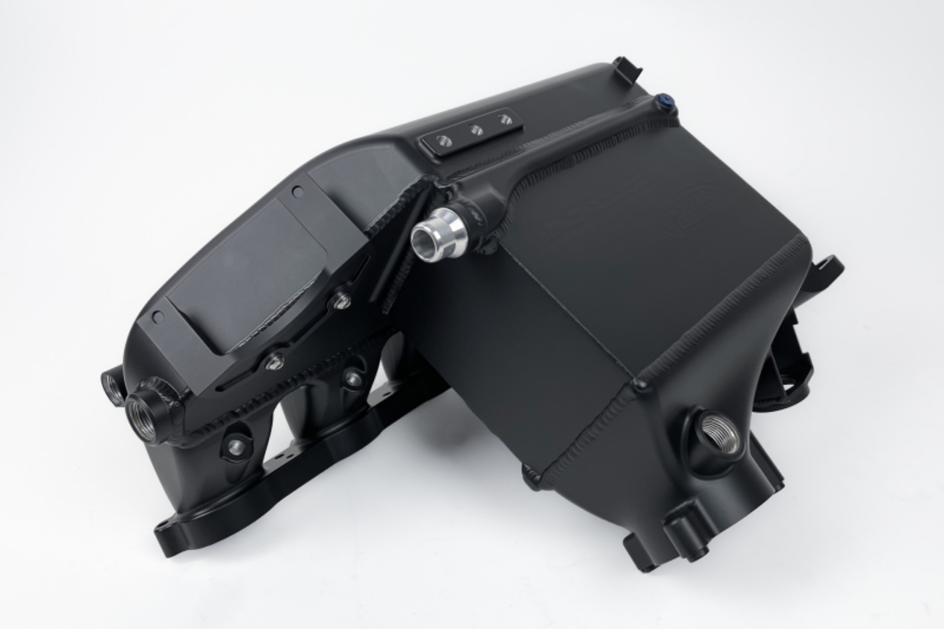 Picture of CSF BMW M2-M3-M4 S58 Comp & Non-Comp G8X Charge-Air Cooler Manifold - Thermal Dispersion Black
