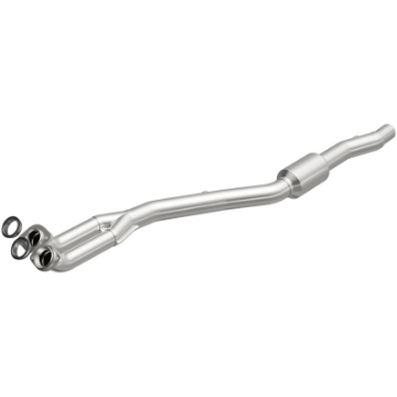 Picture of MagnaFlow Conv Direct Fit OEM 96-98 BMW 740iL 4-4L