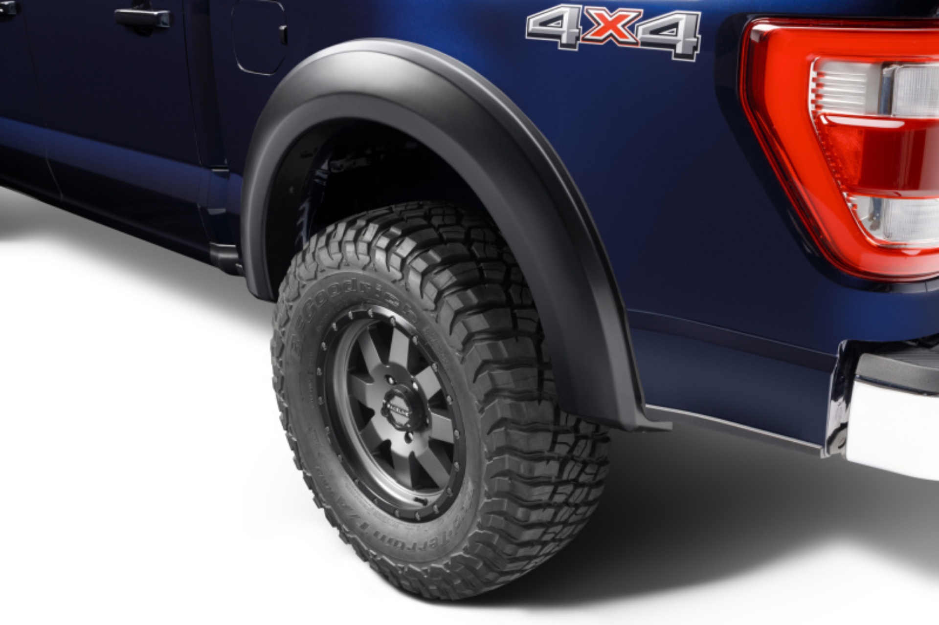 Picture of Bushwacker 21-22 Ford F-150 Extend-A-Fender Style Flares 2pc - Black
